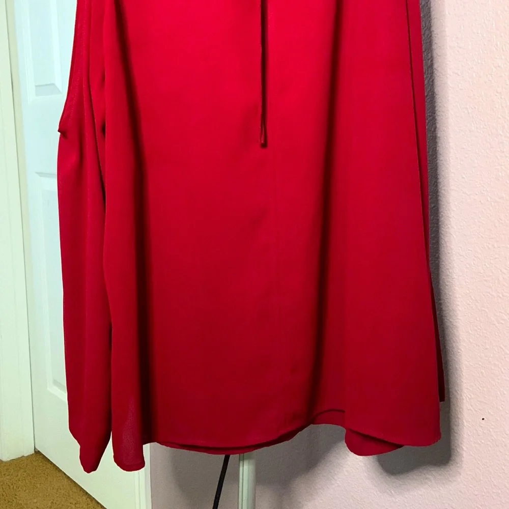 Top - Picture 2 of 6